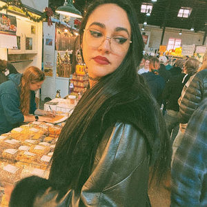 Meet your Posher, Kendra